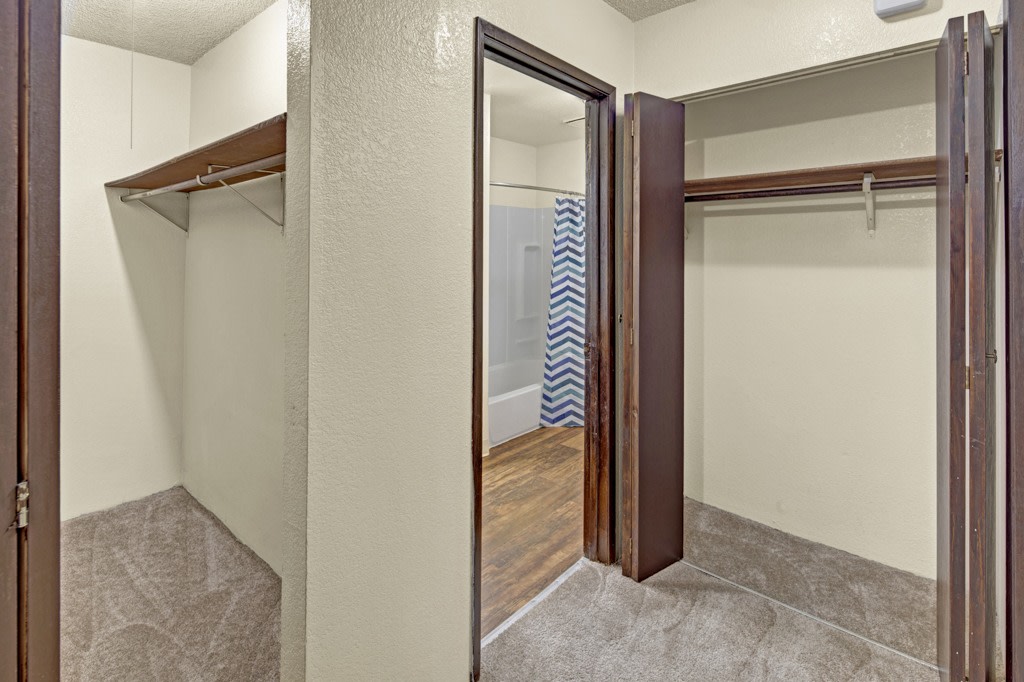 Hillside Chalet Apartment Homes Image 9
