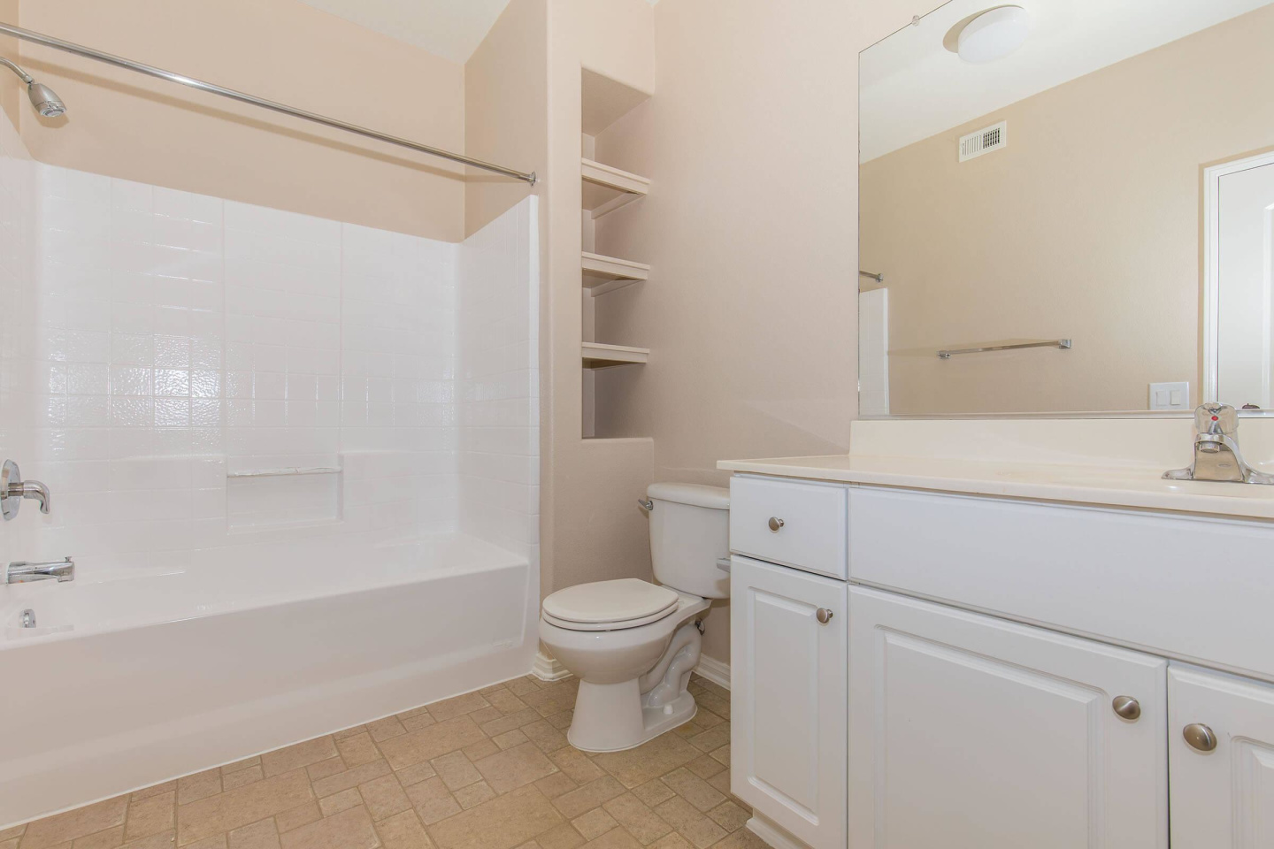 Meadow Square Apartment Homes - Affordable Housing Image 6