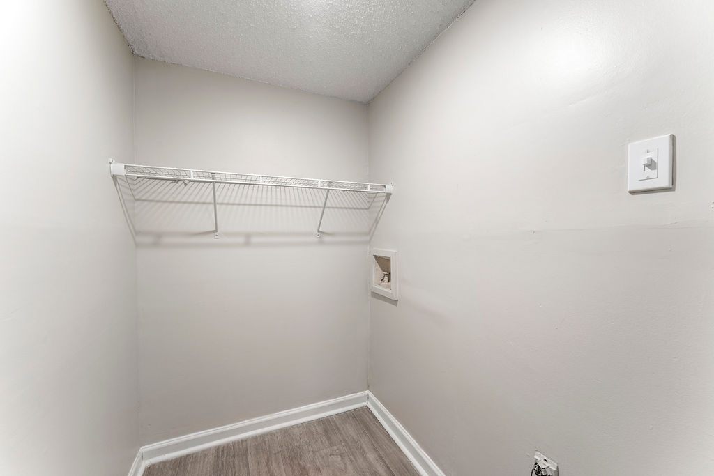 445 Cleveland Image 24
