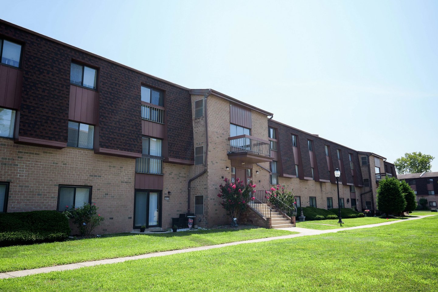 Delaire Landing Image 61