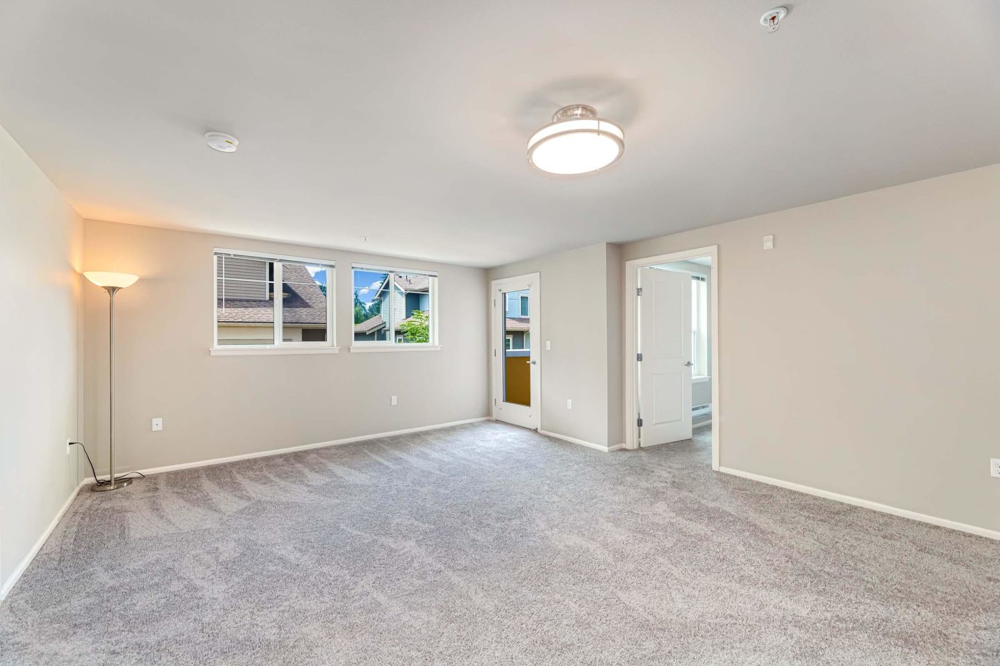 The Villas in Bellevue Image 29