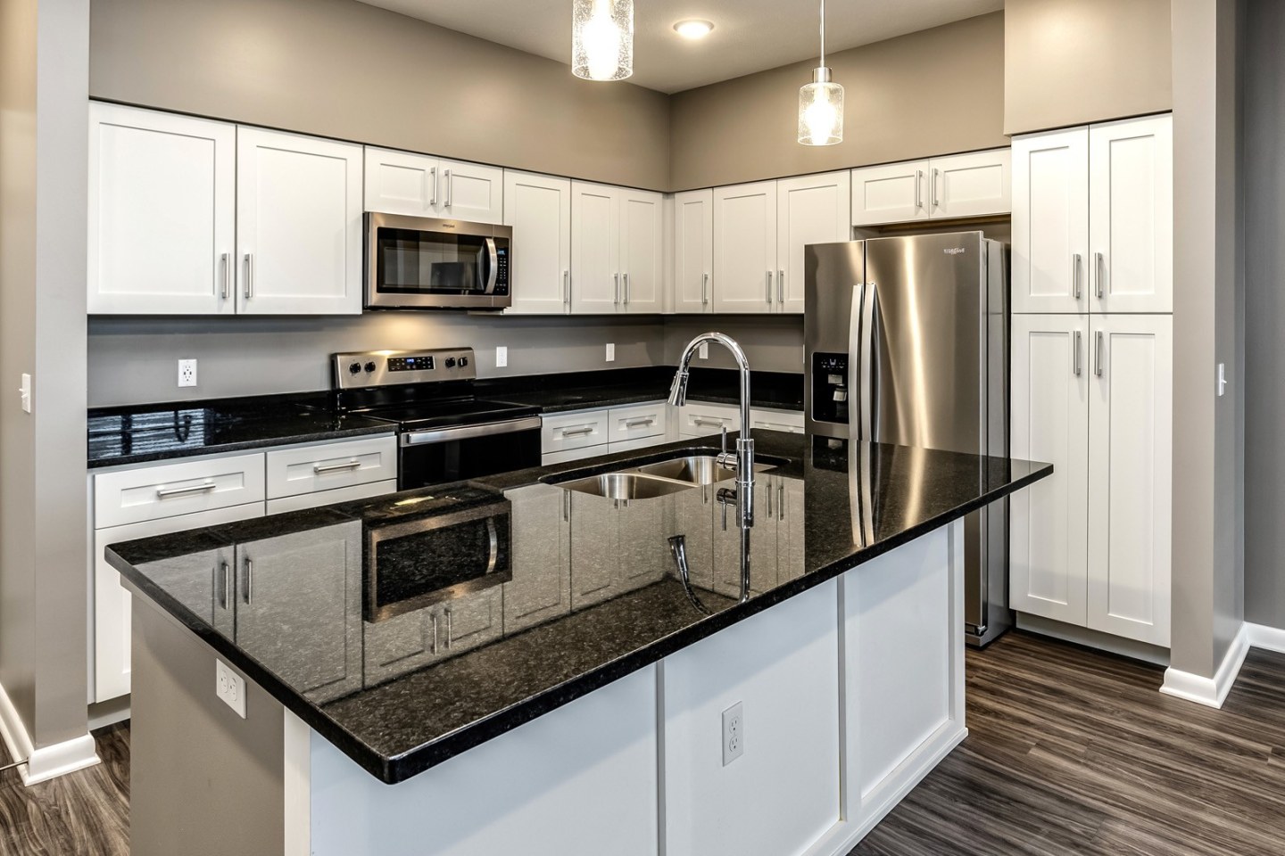 The Apartments at Lux 96 Image 27