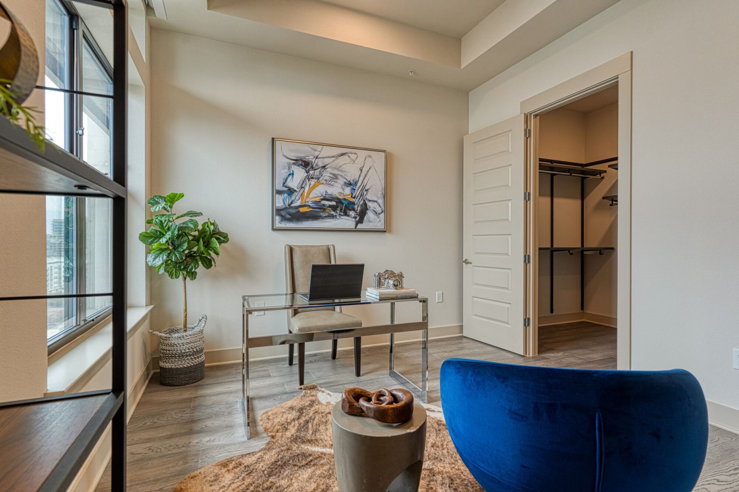 Residences at The Grove Image 44