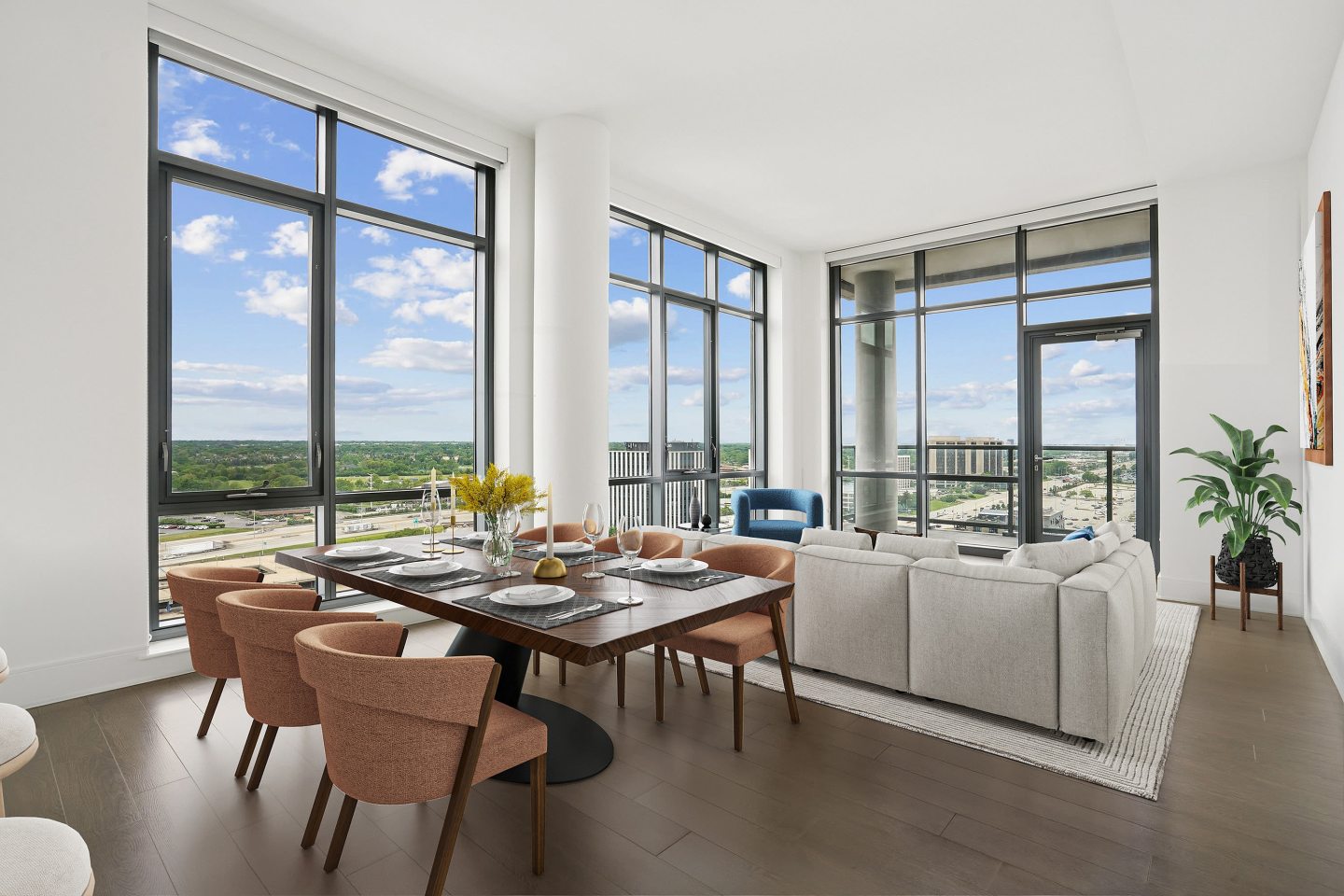 One Oak Brook Commons Image 3