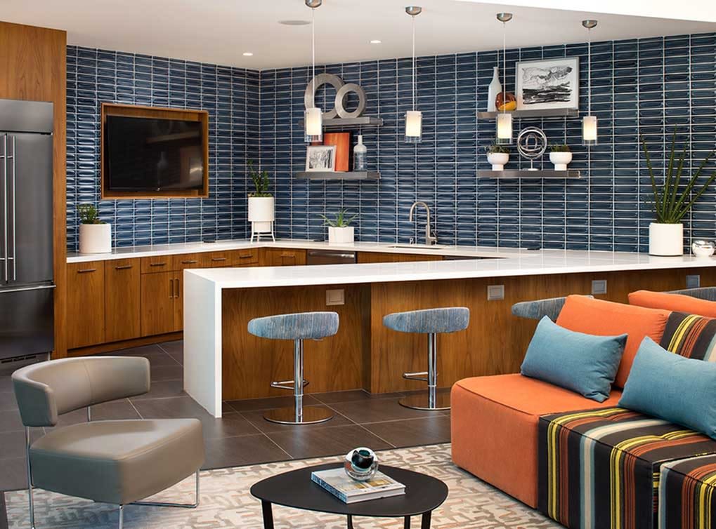 AMLI Uptown Orange Image 16
