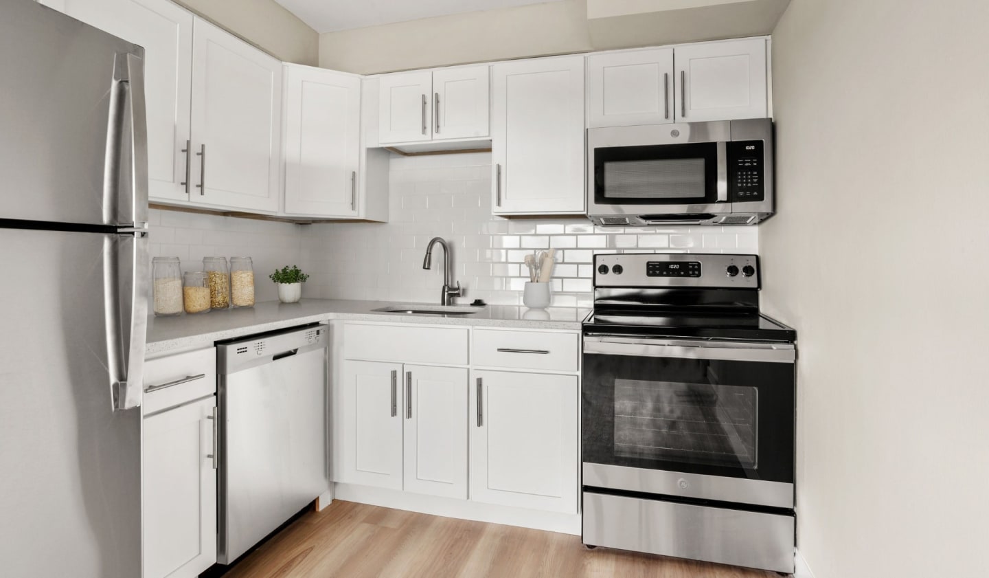 Vista Apartment Homes Image 10