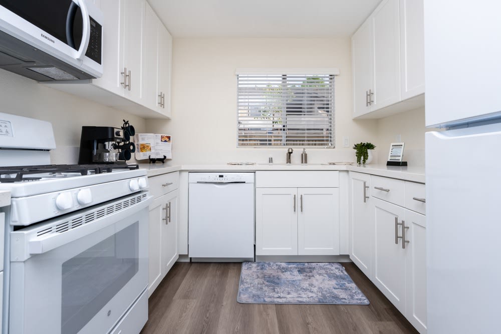 Sunstone Place Image 12