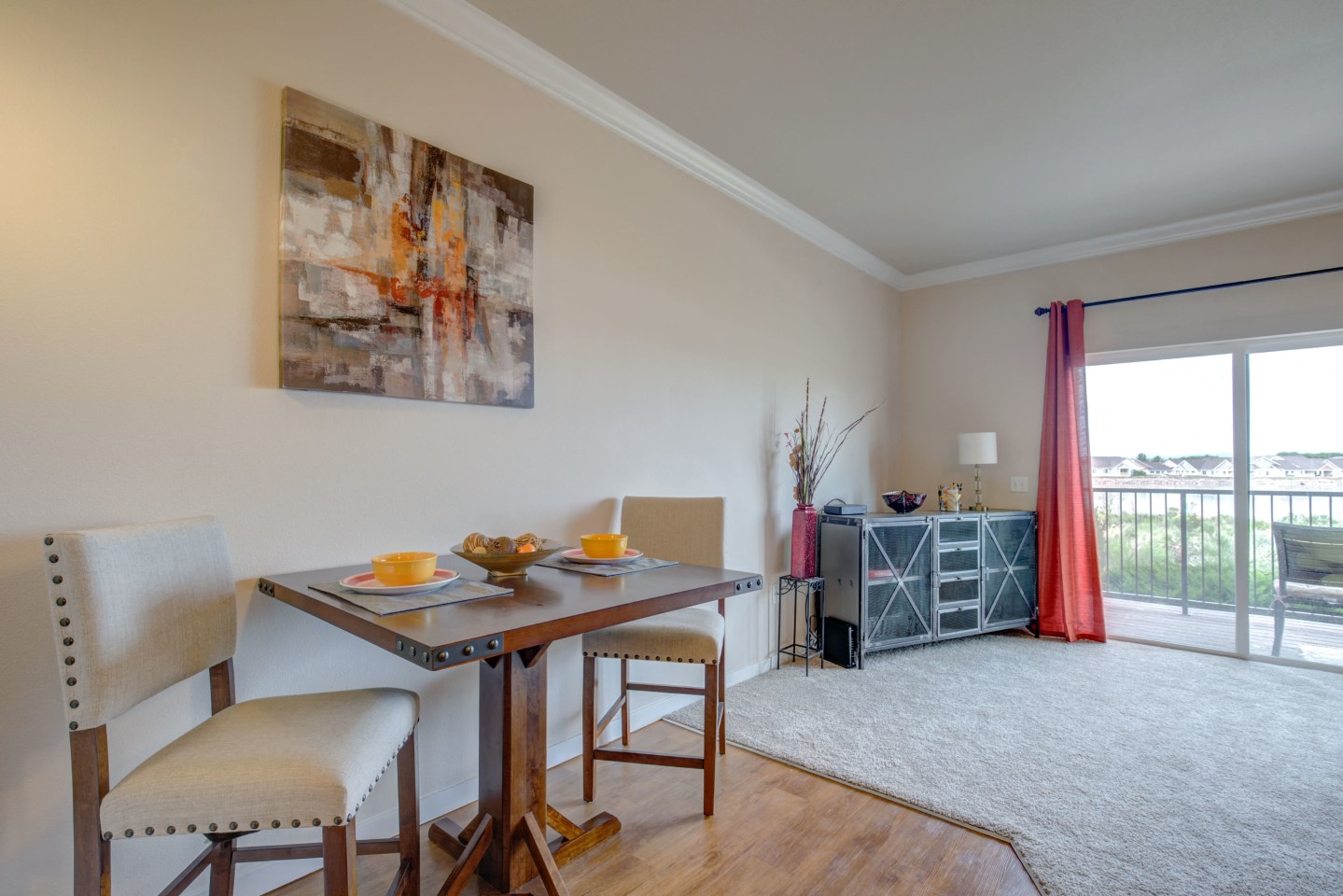 Lake Vista Apartment Homes Image 12