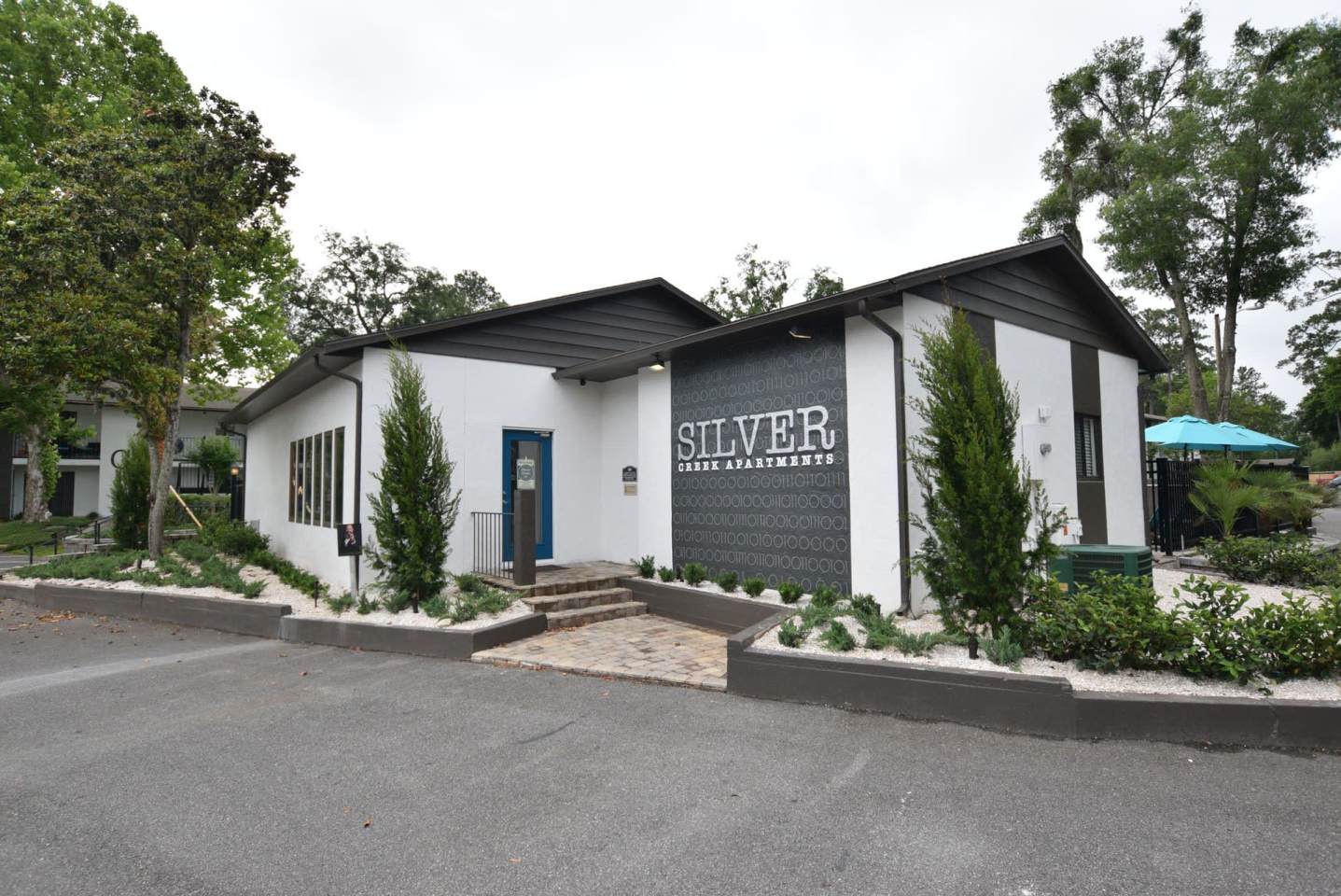Silver Creek Apartments Image 1