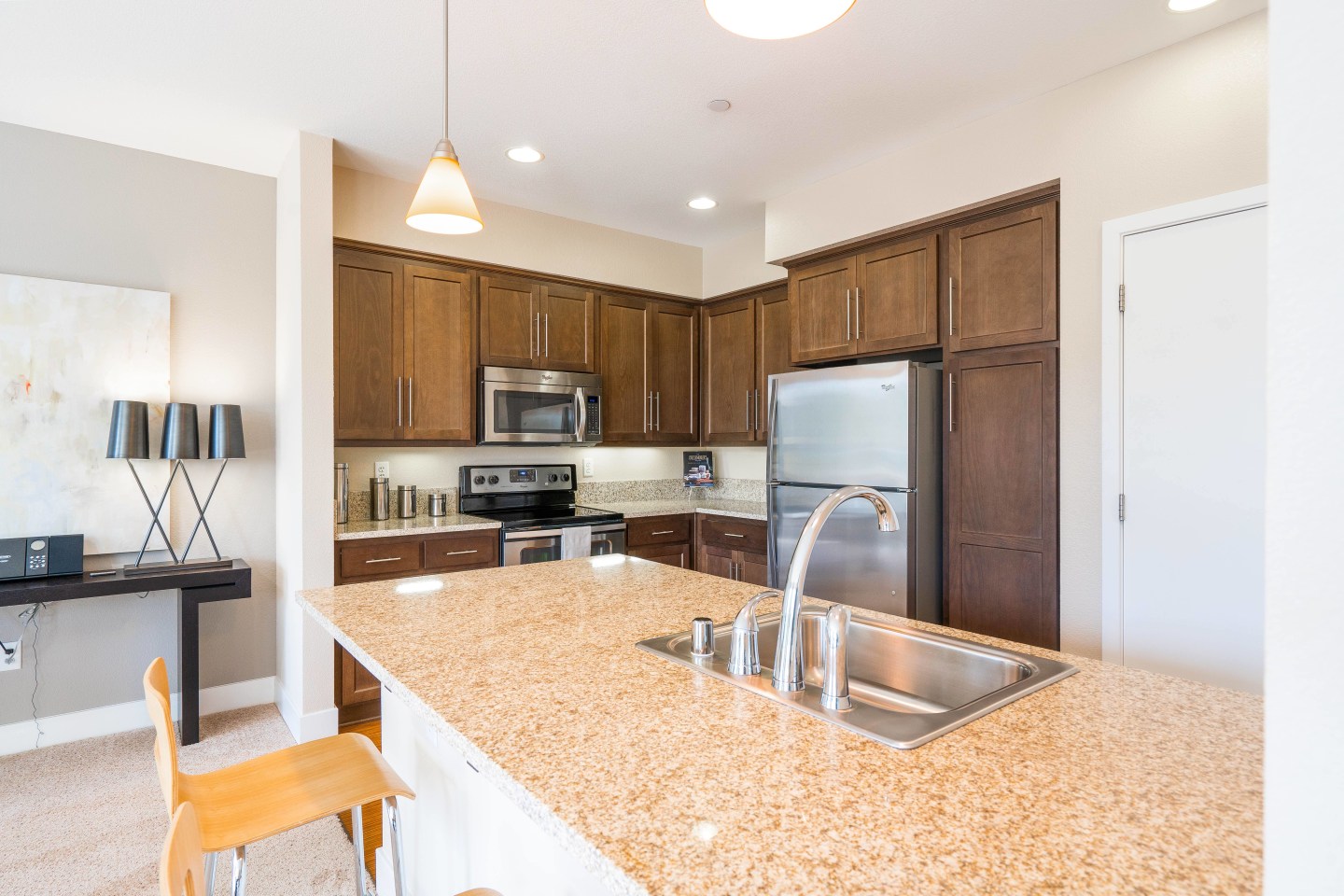 Mosaic Apartments Image 6