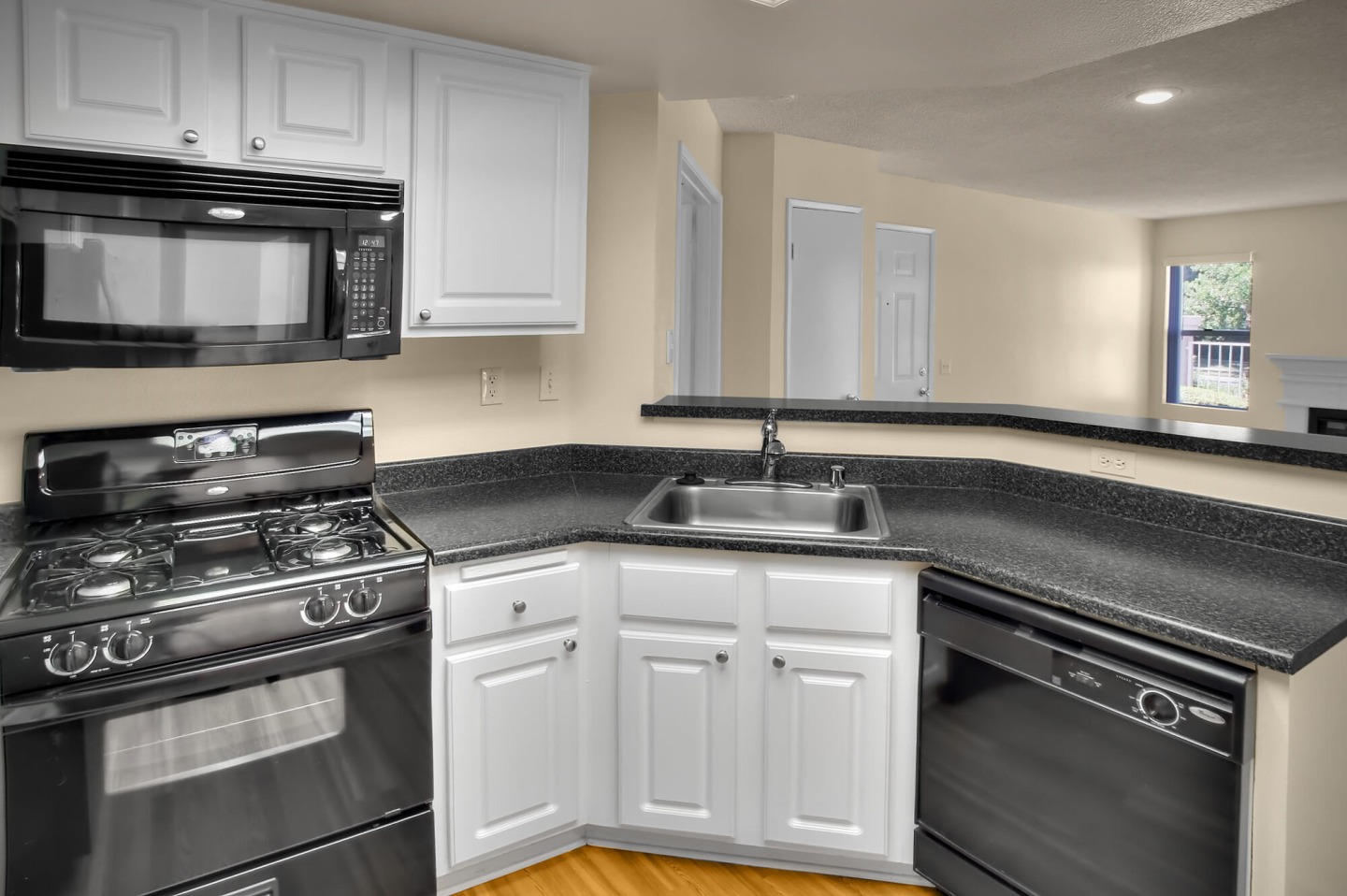 Brookwood Villas Image 4