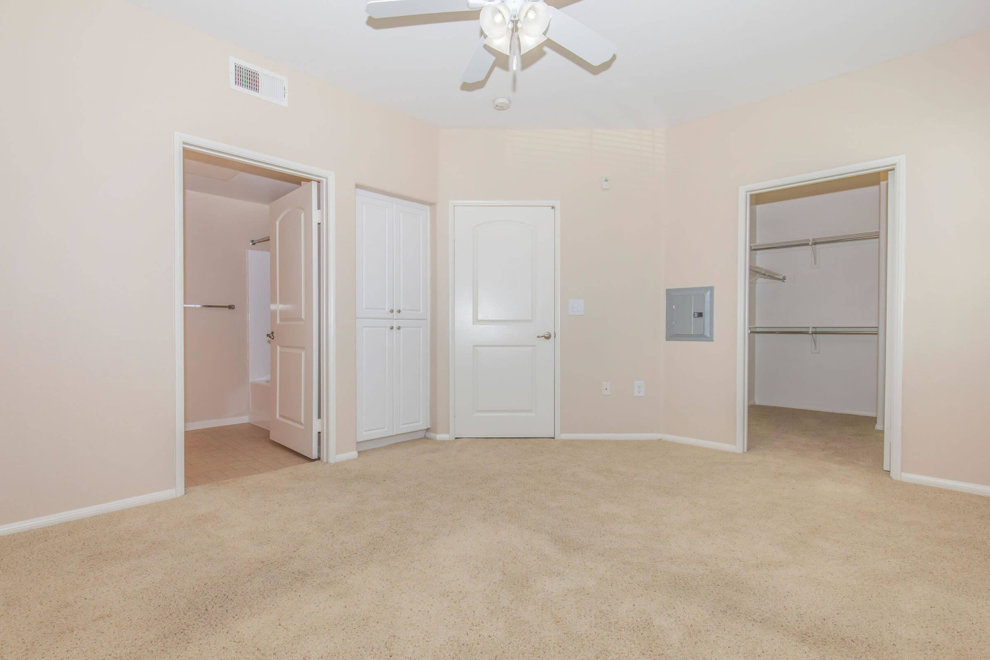 Meadow Square Apartment Homes - Affordable Housing Image 59