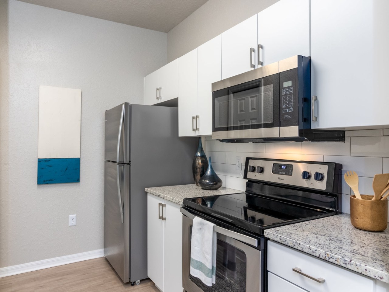 Lucerne at Lake Brandon Apartments Image 4