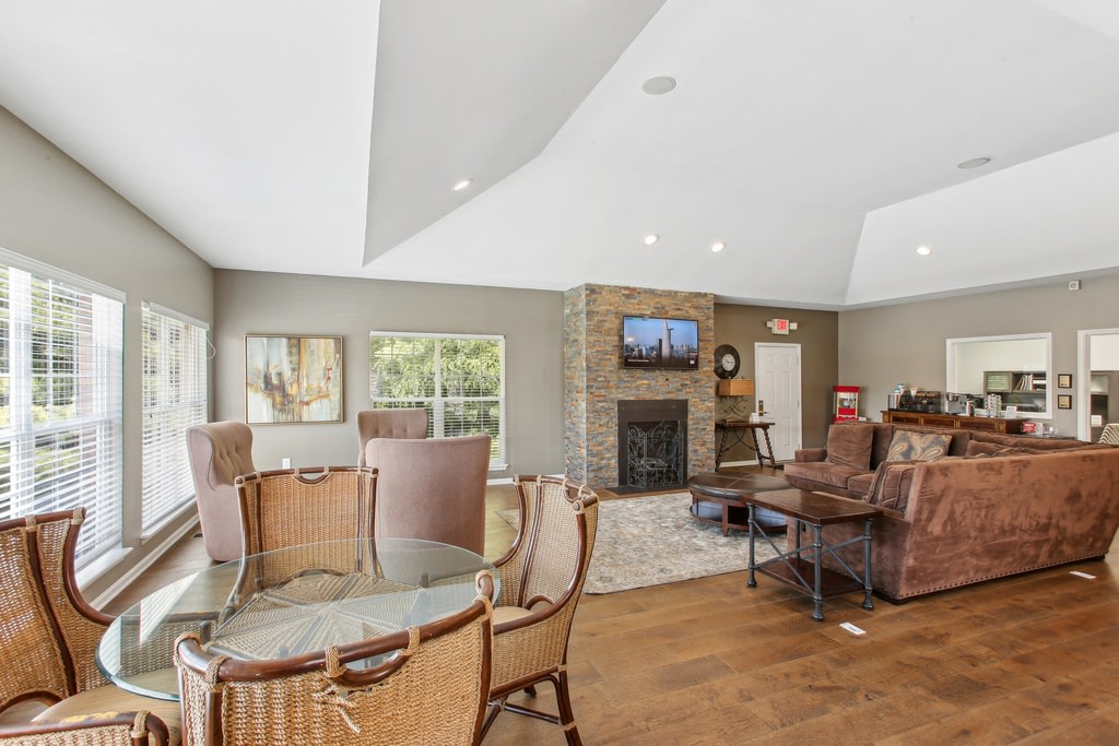Orchard Hills Apartments Image 13