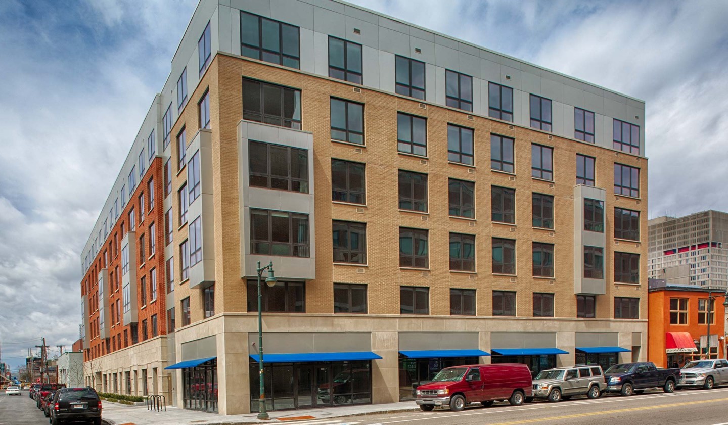 Axiom Apartment Homes Image 24