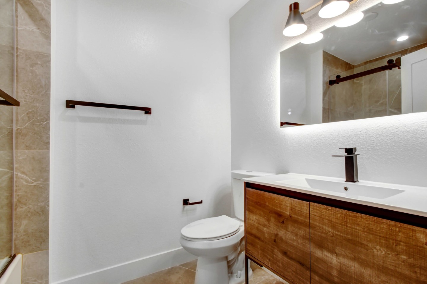 10795 Woodbine Apartments Image 5