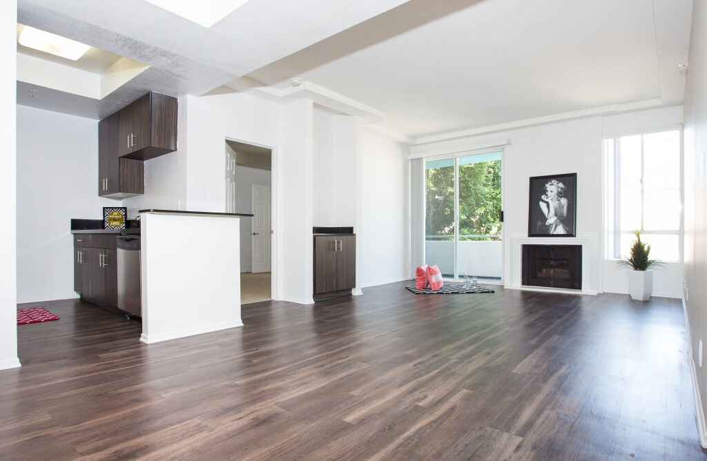 5119 Maplewood Image 11