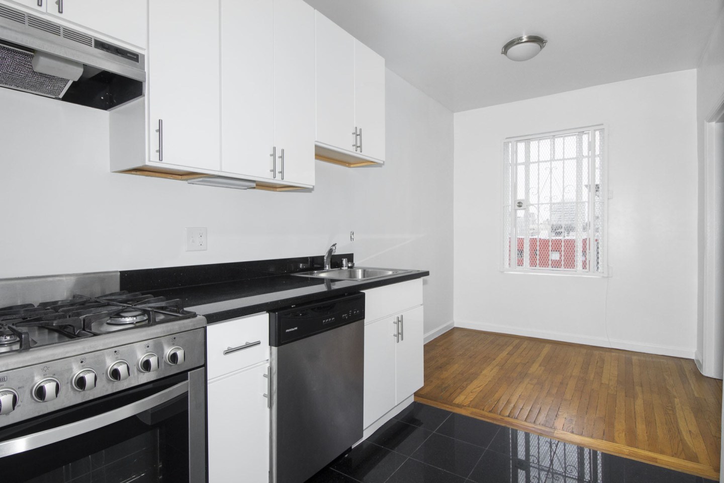 781 O'FARRELL Apartments Image 4