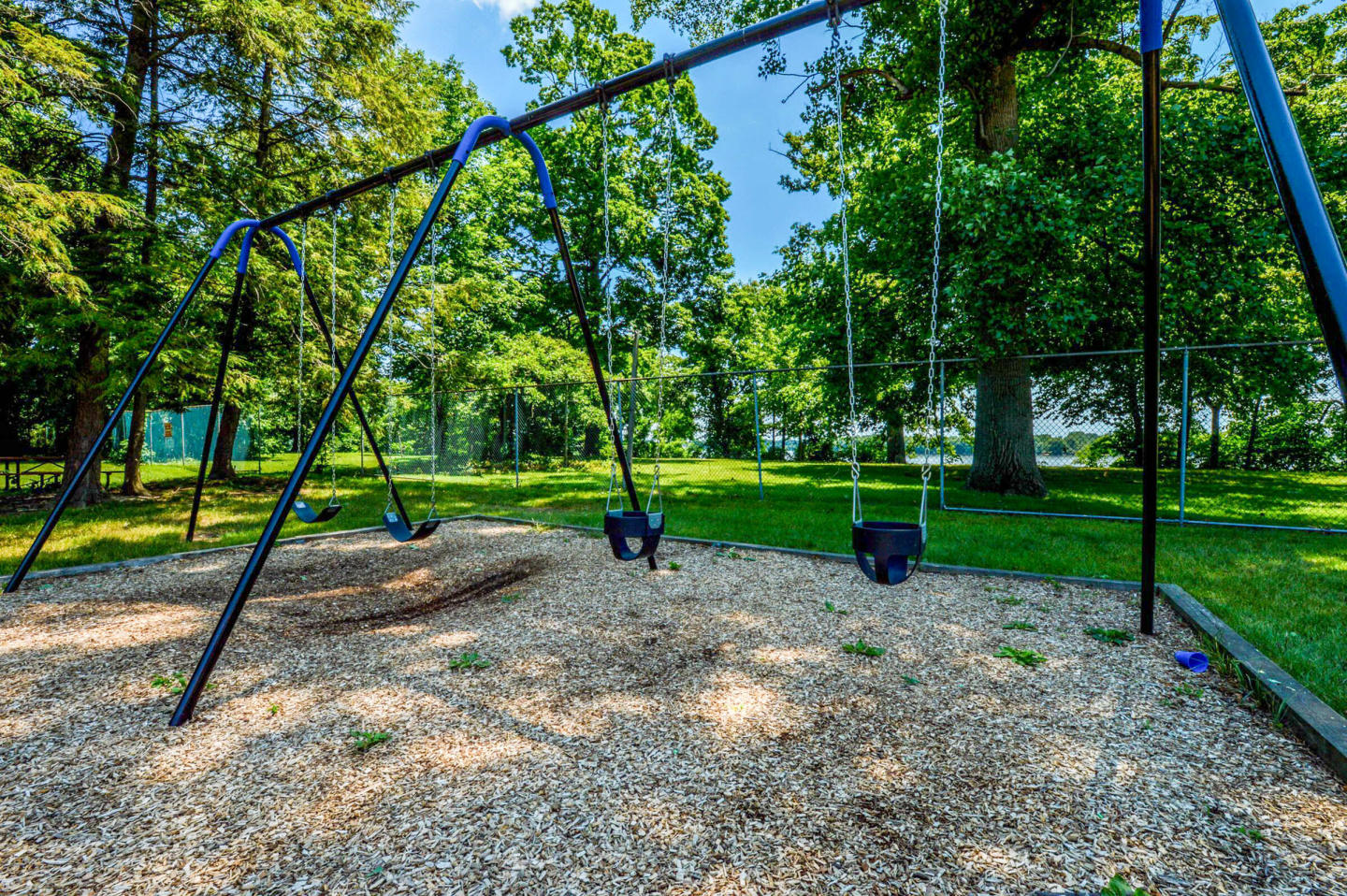 Delaire Landing Image 25
