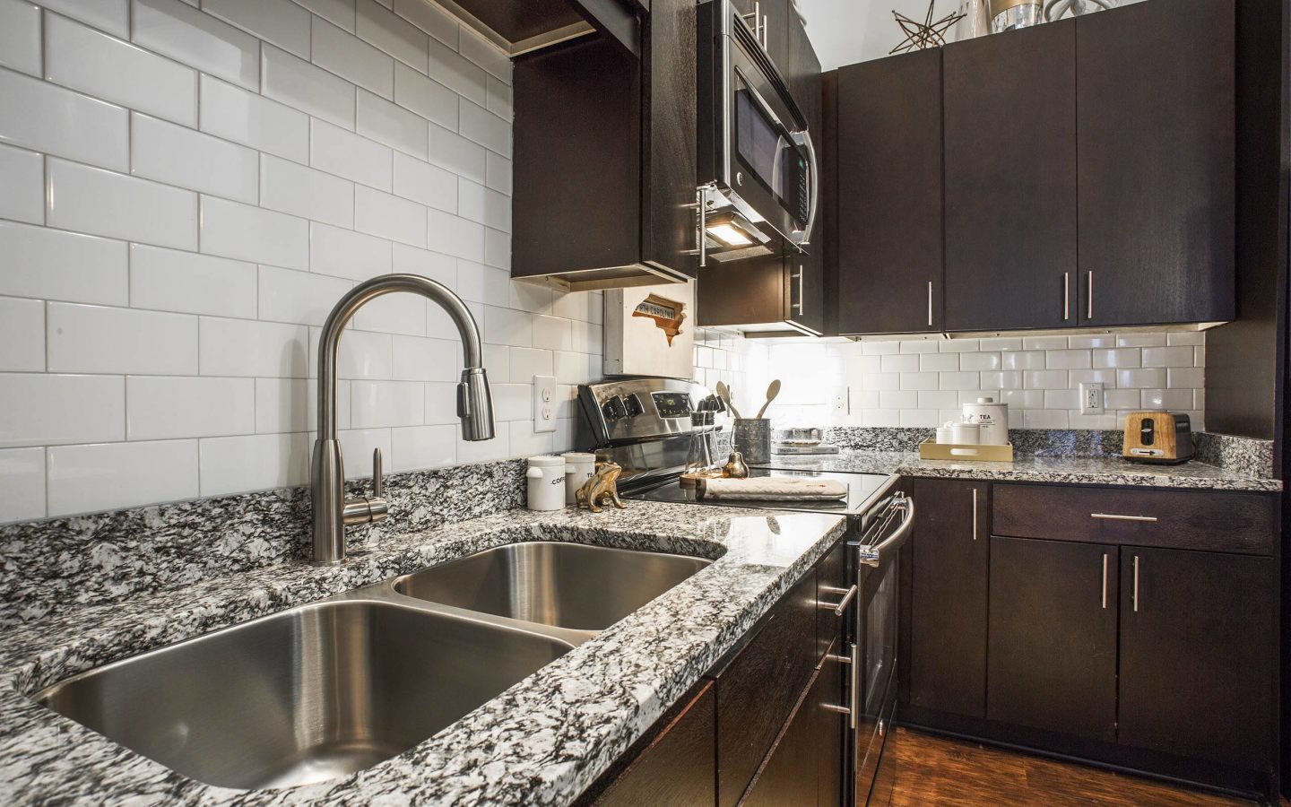 Midtown 205 Image 4