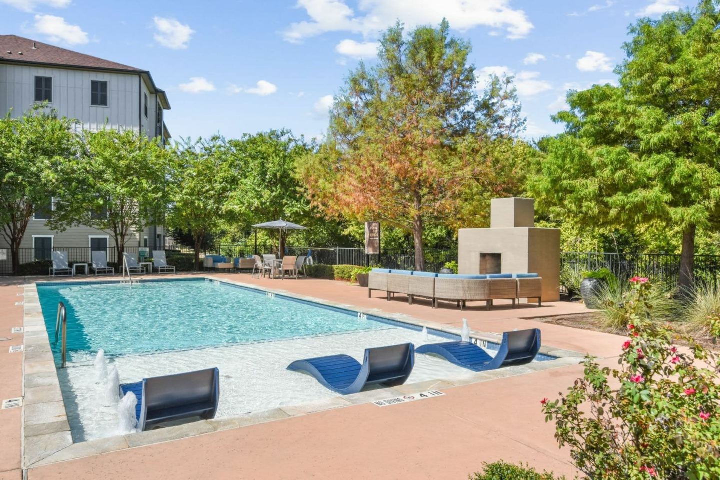 Waller Creekside on 51st Image 11