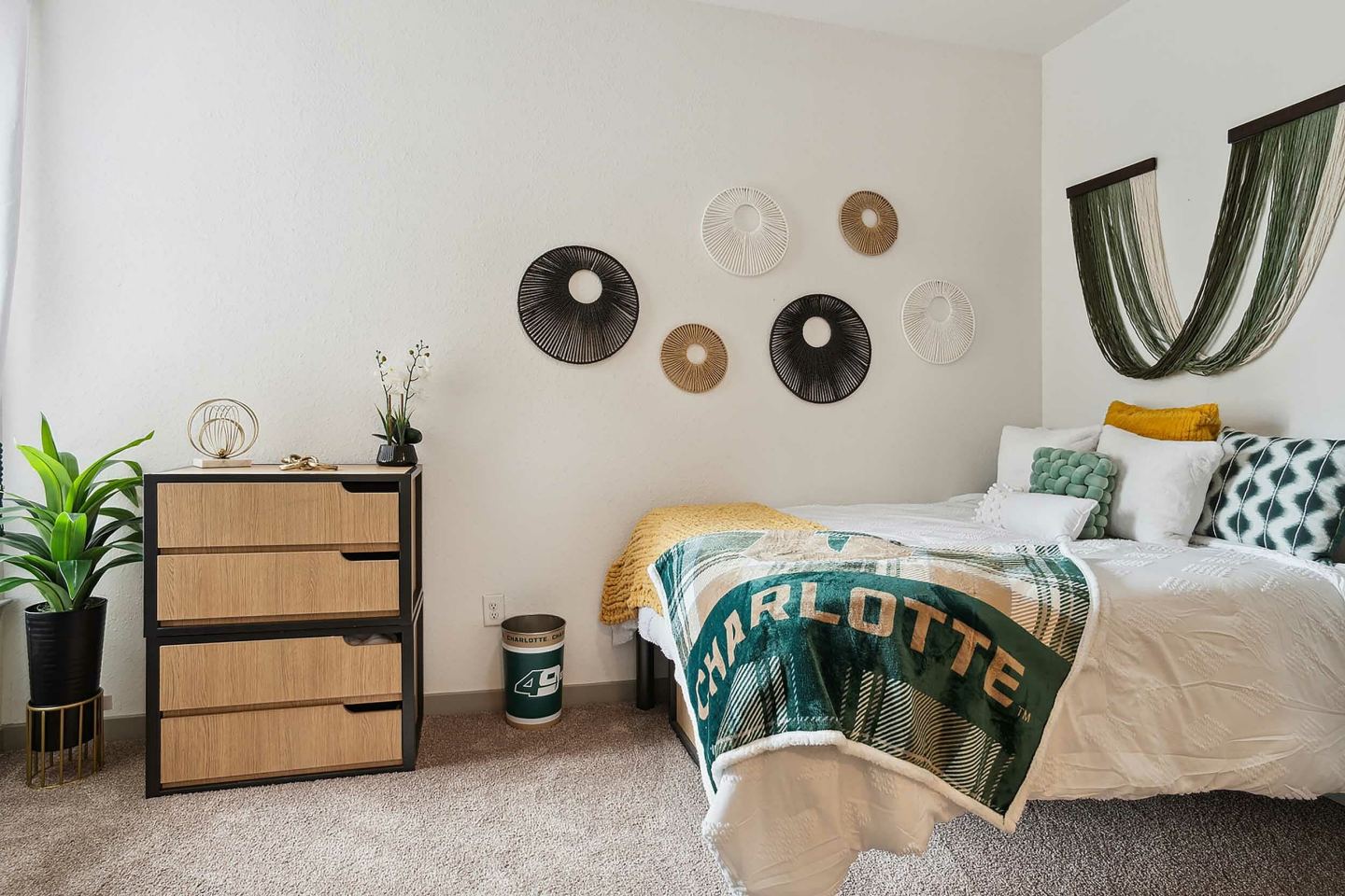Student Housing-East Village Image 14