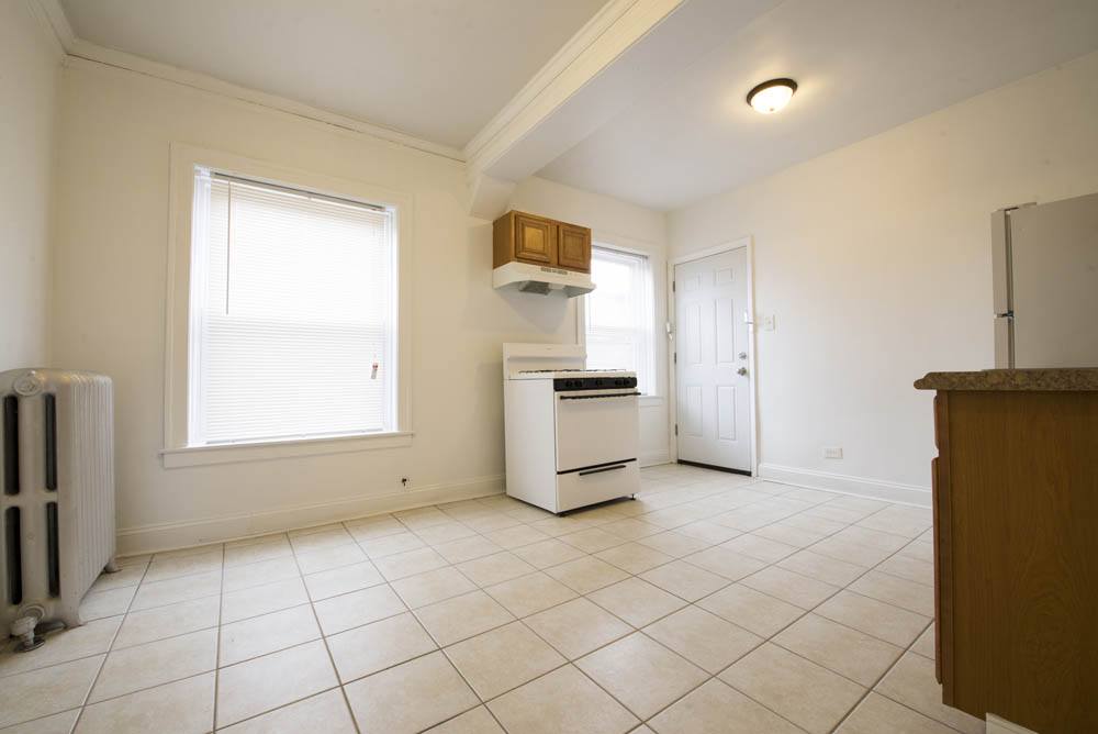 11111 S Vernon Image 4