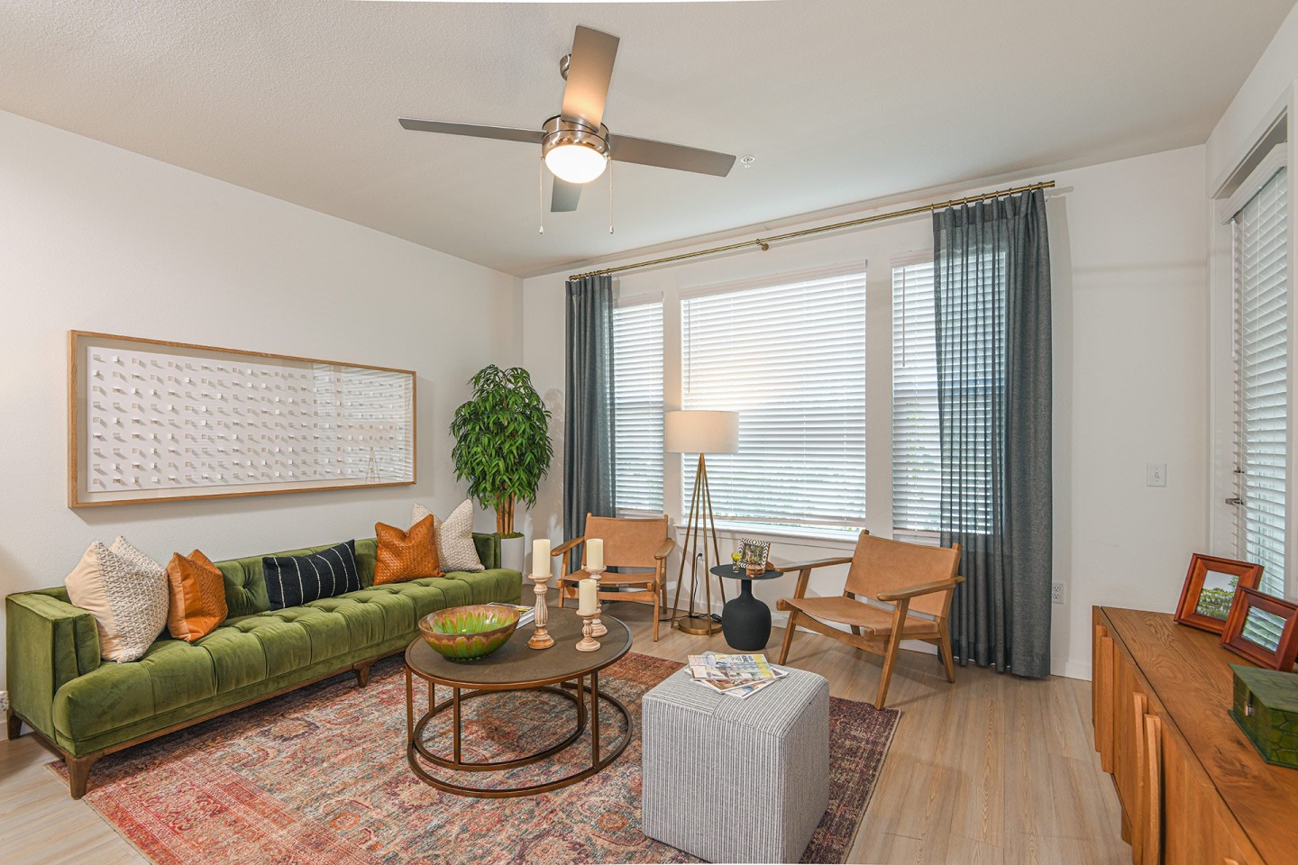 The Easton Riverview Apartments Image 20