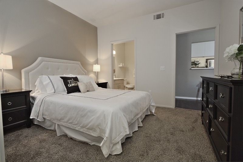 Jovanna Villas Apartment Homes Image 12