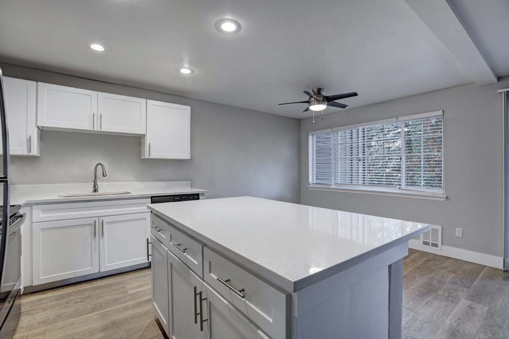 Chandlers Bay Apartments Image 2