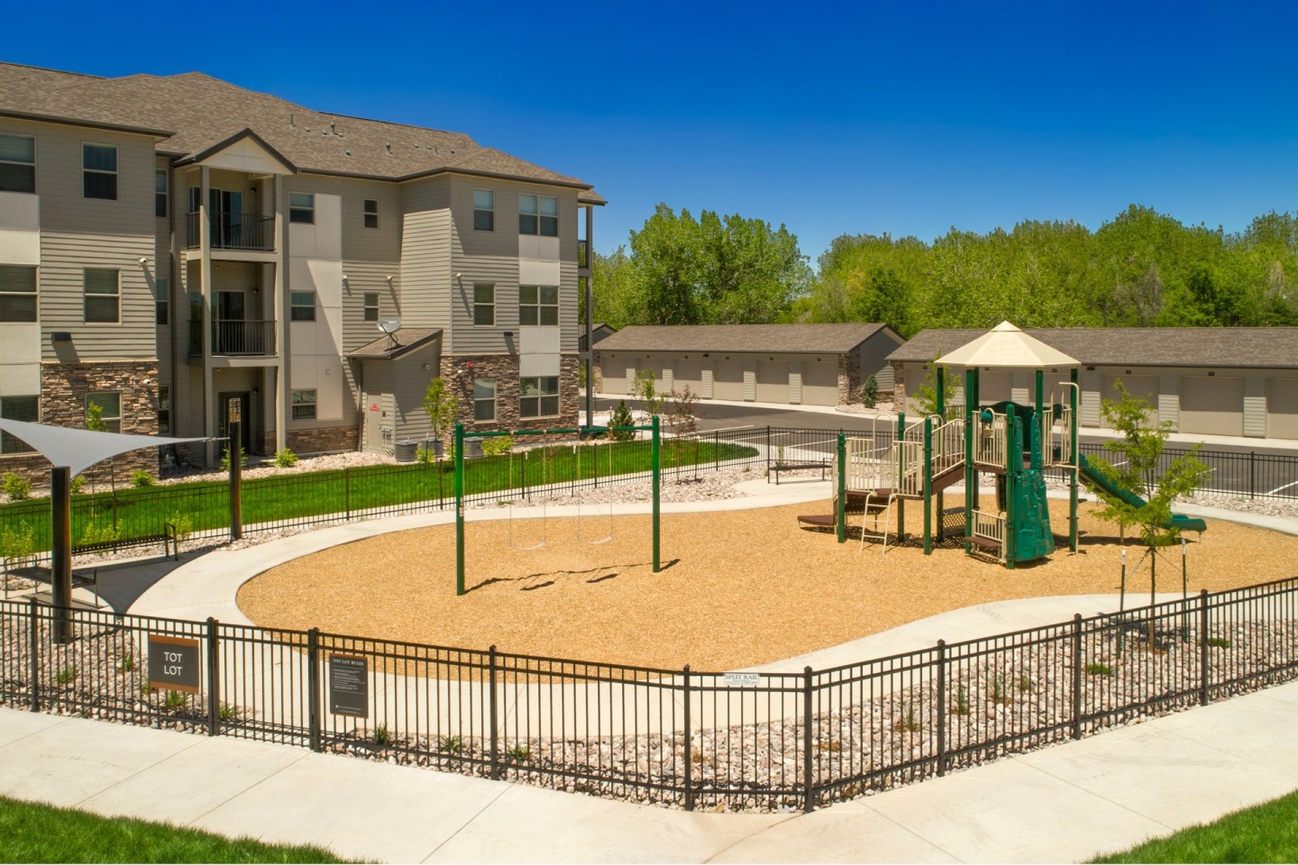 Pinyon Pointe Image 3