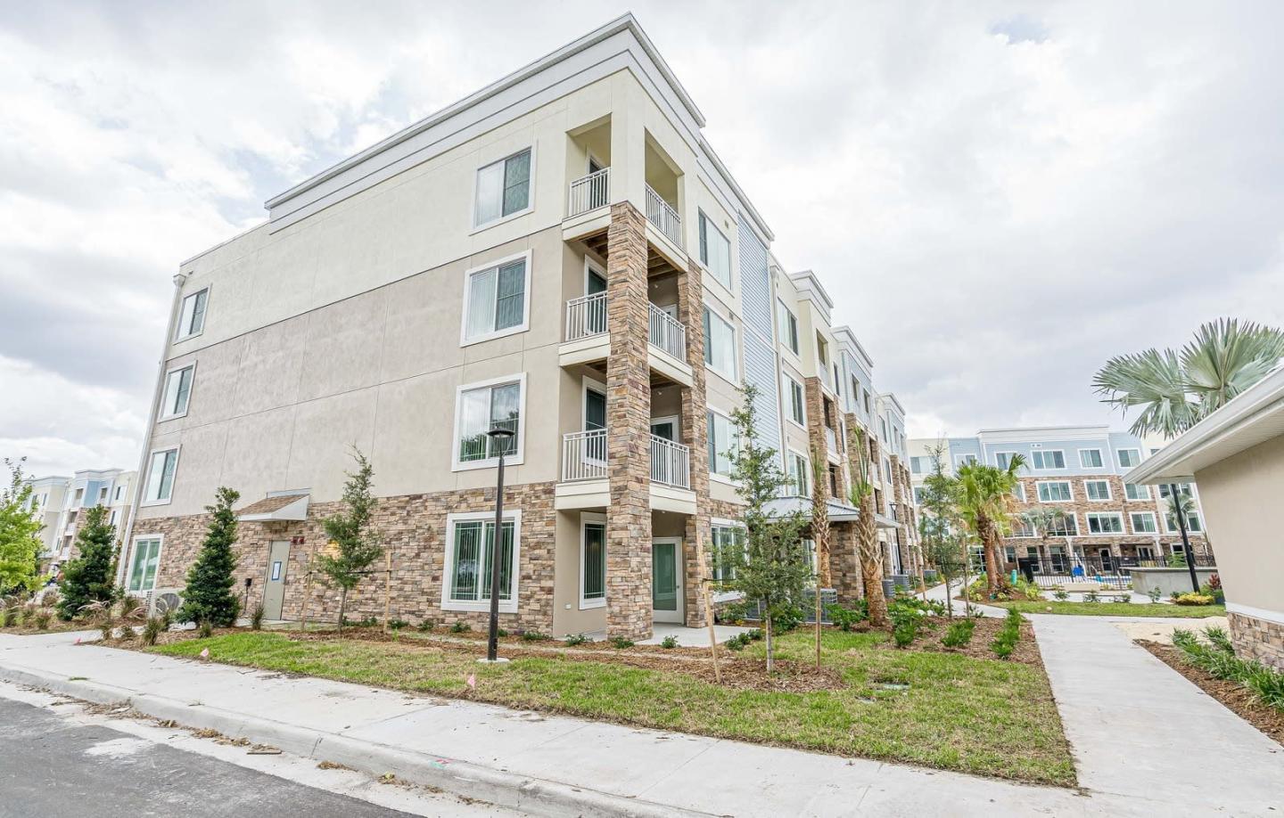 Sandpiper Glen 62+ Apartments - Senior & Affordable Housing Image 12