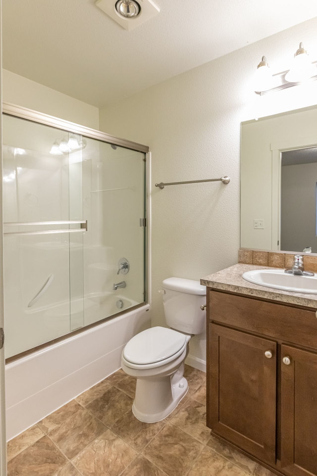 Fairview Court Townhomes Image 16