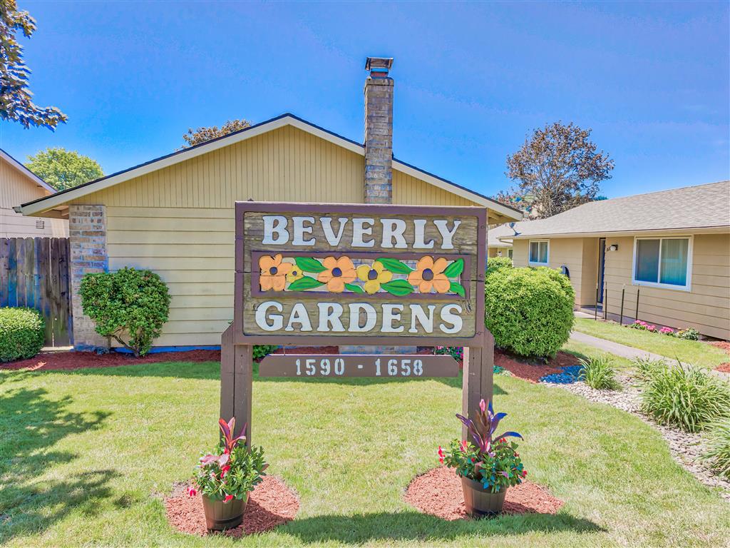 Beverly Gardens Image 25
