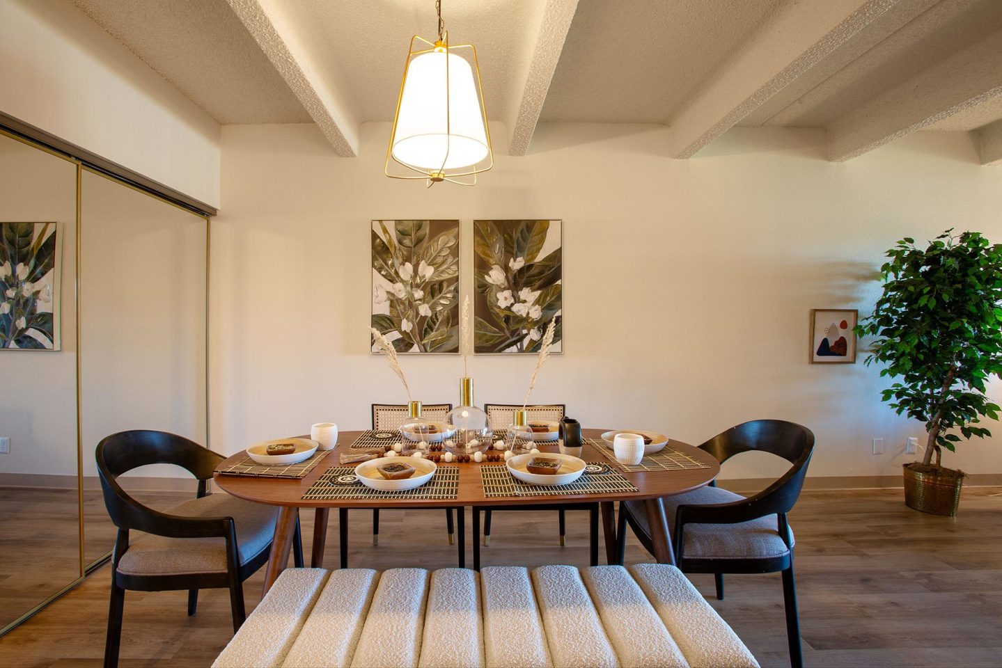 Los Altos Towers Image 11