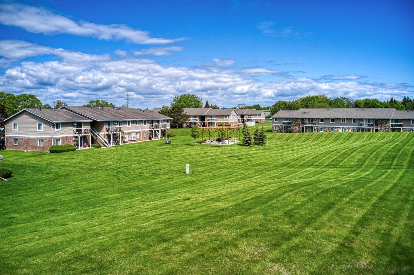 Glen Hills Apartments Image 3