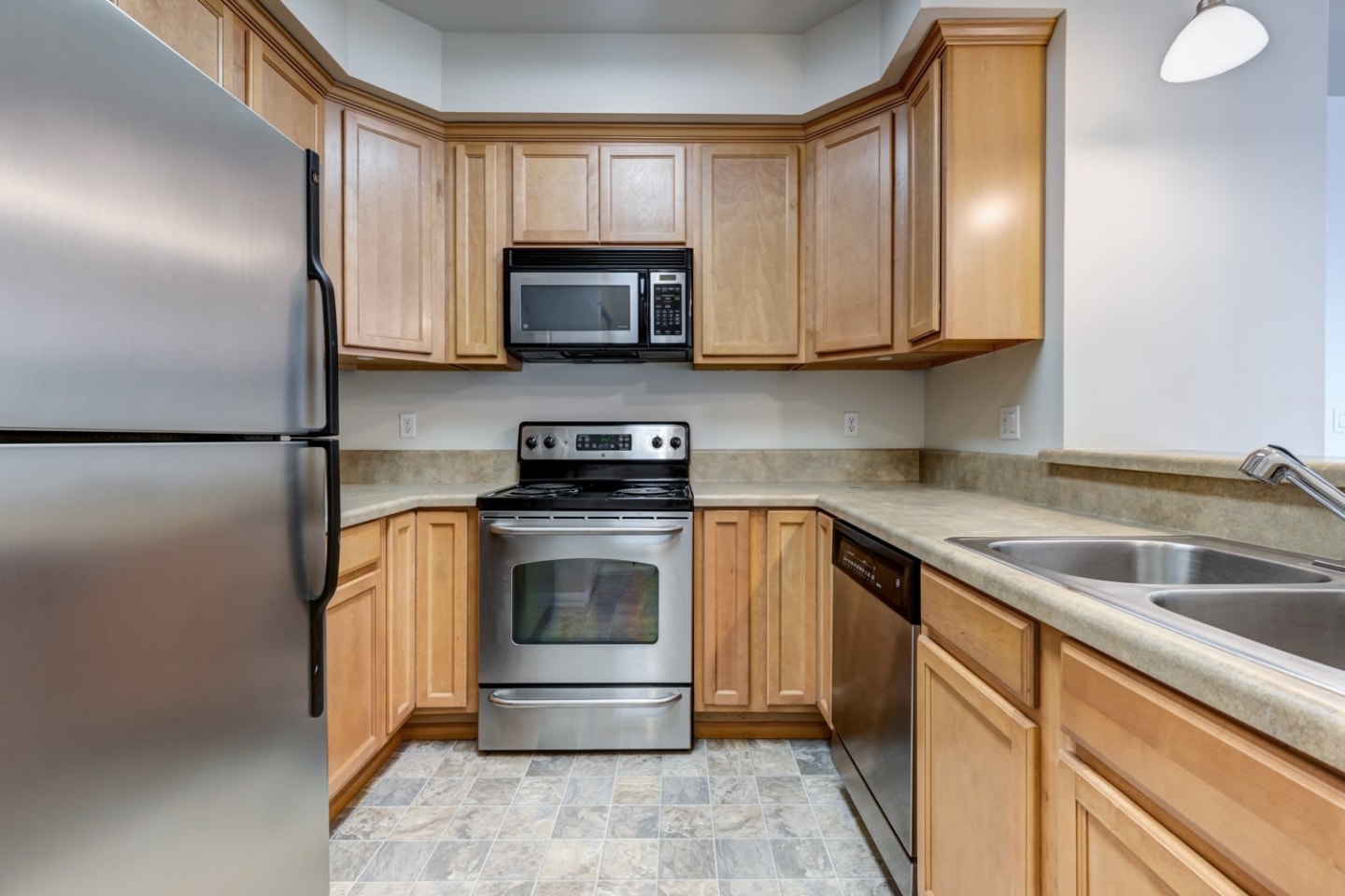 Apex Apartments Image 16