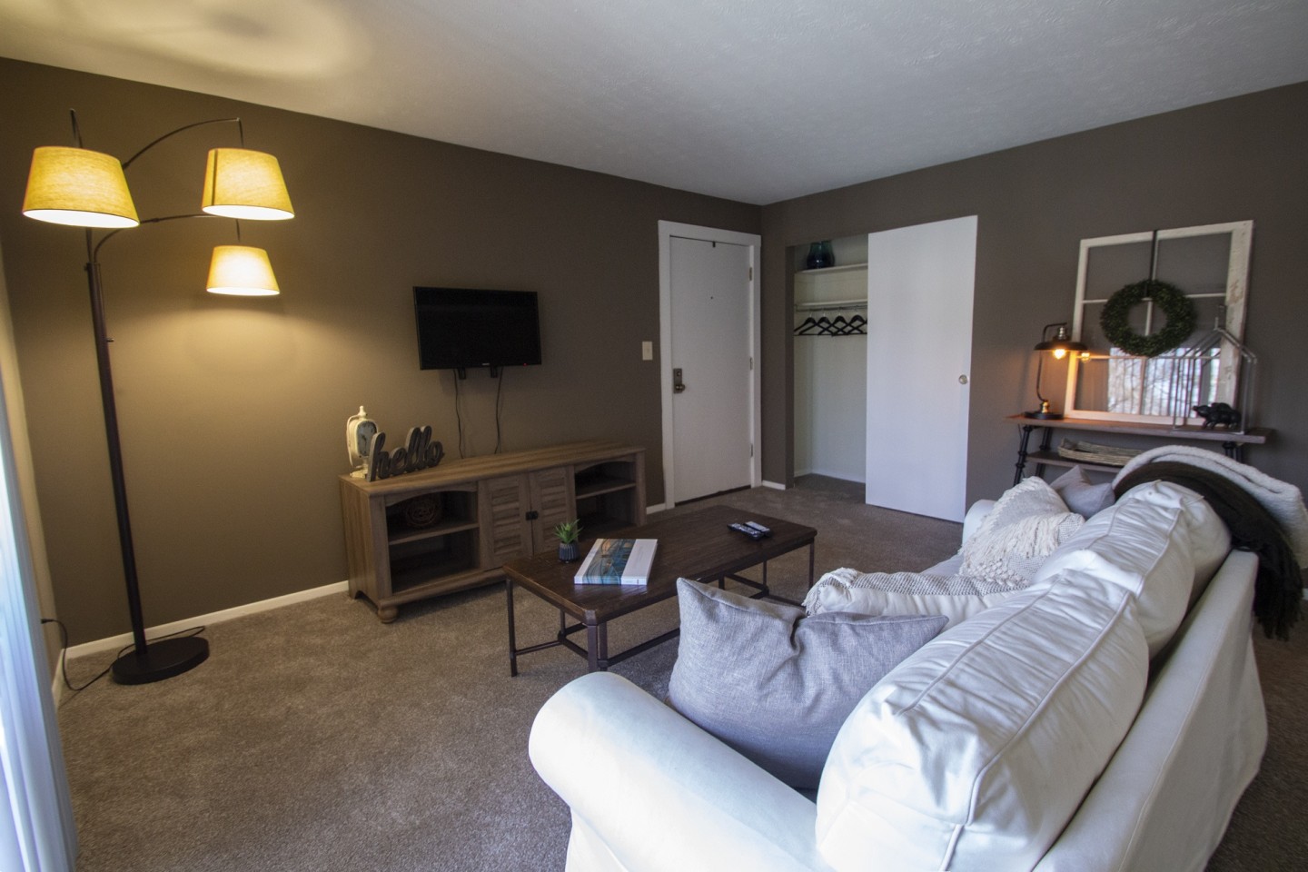 Deer Hill Image 68