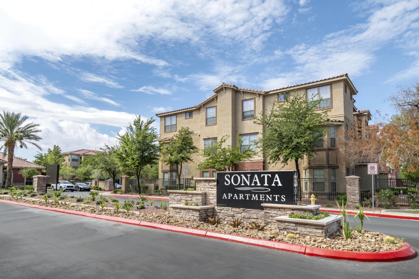 Sonata Image 17