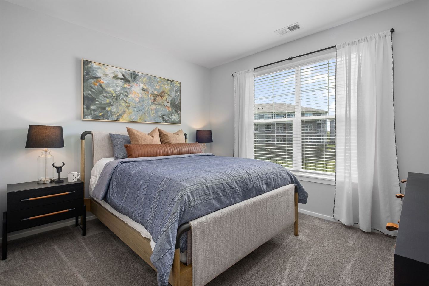 Shoreline Flats Image 18