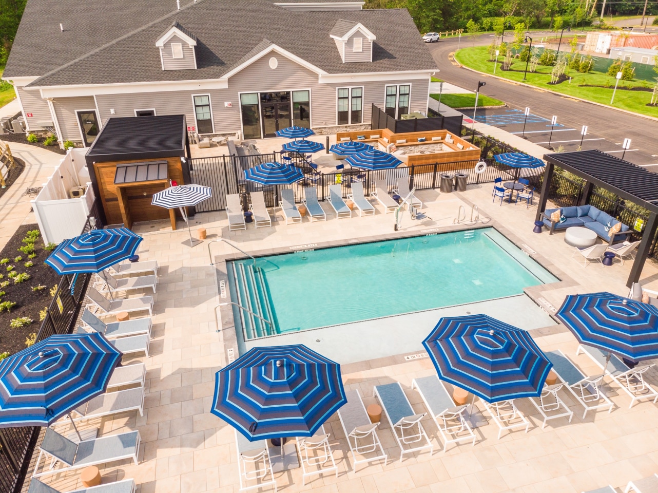 The Hillmont Image 20