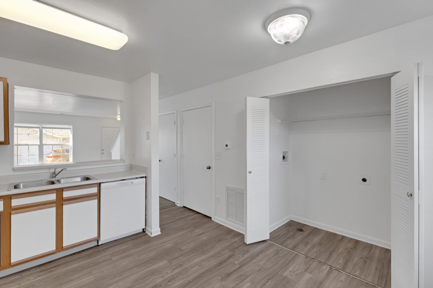 Timber Lake Townhomes Image 20