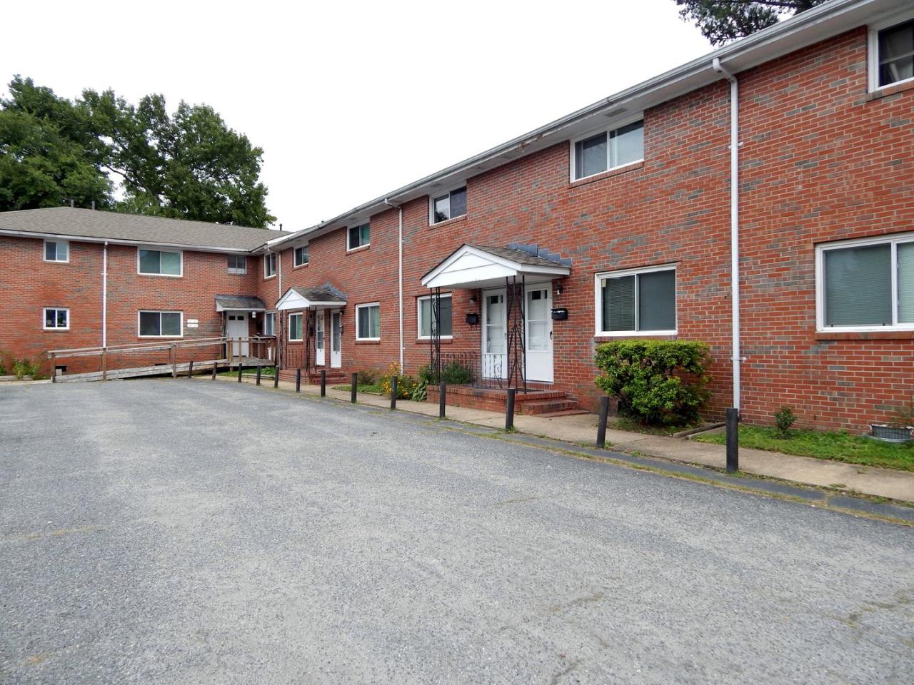 Woodview Townhomes Image 1