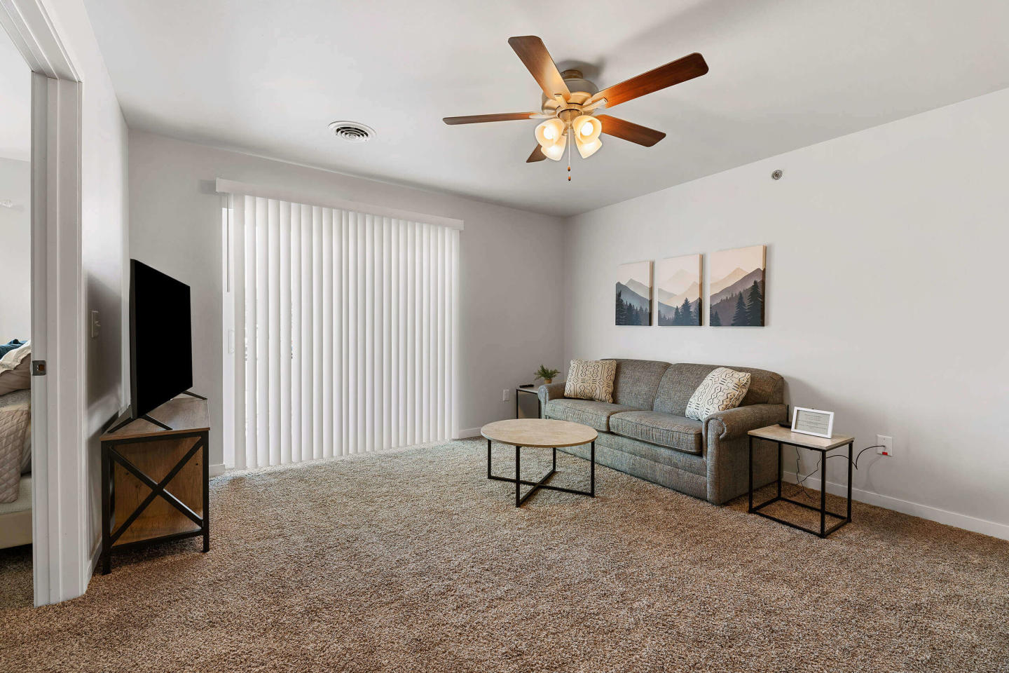 Red Rock Apartments Image 11
