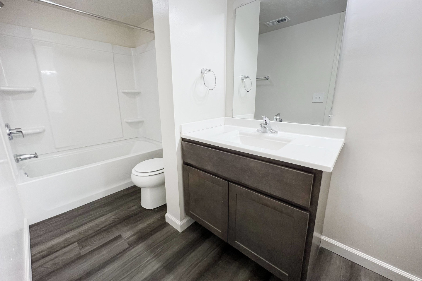 Deercross Apartments Image 116