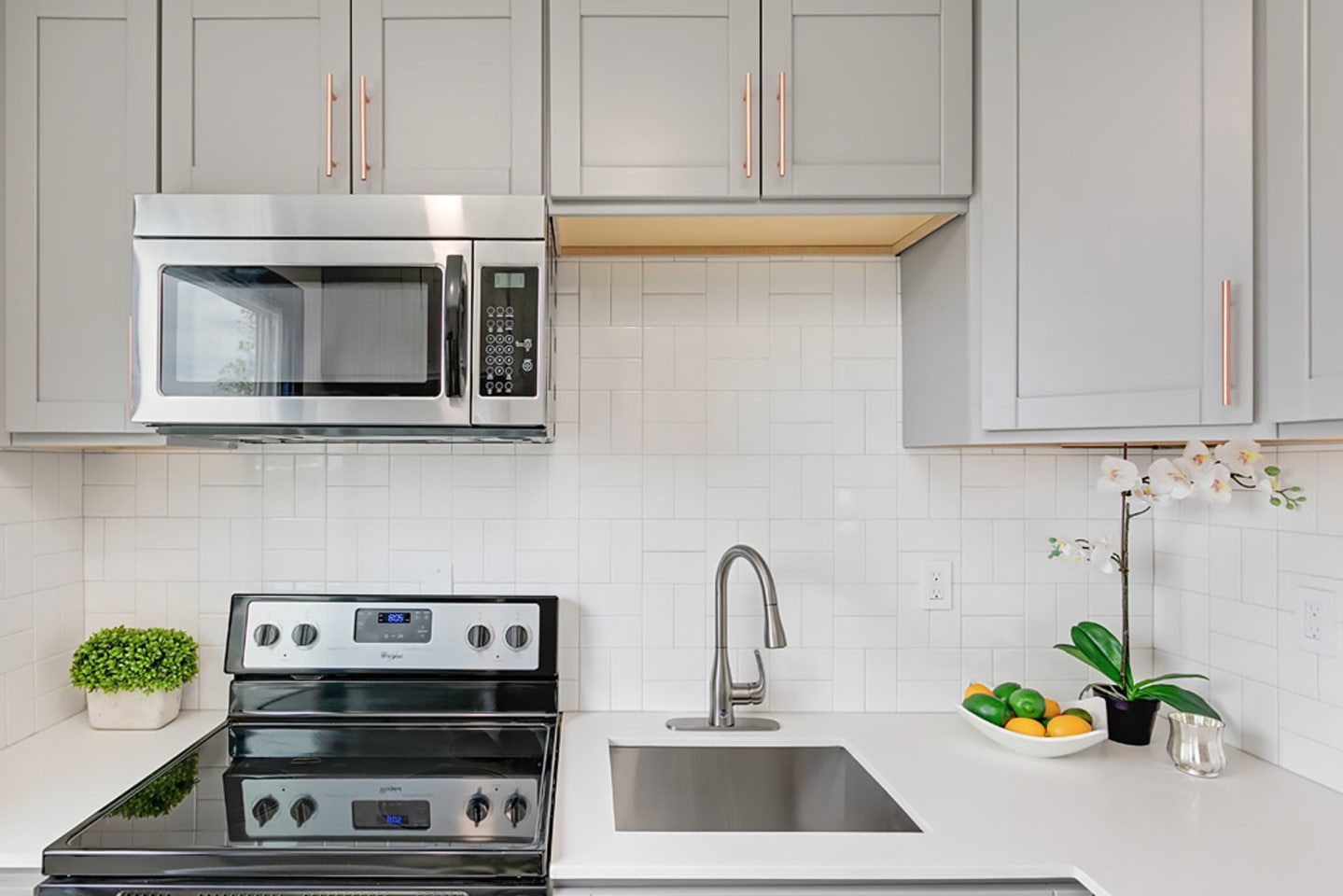 1314 Maple Image 28