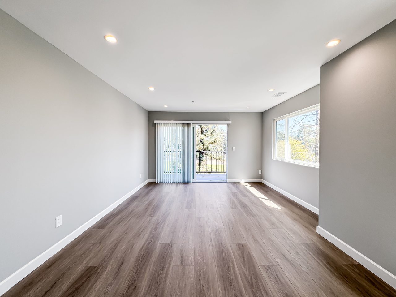 4124 Lyon Avenue Image 10
