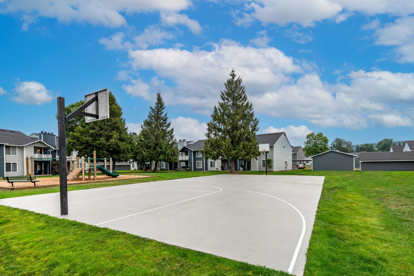 Cobble Court Image 5