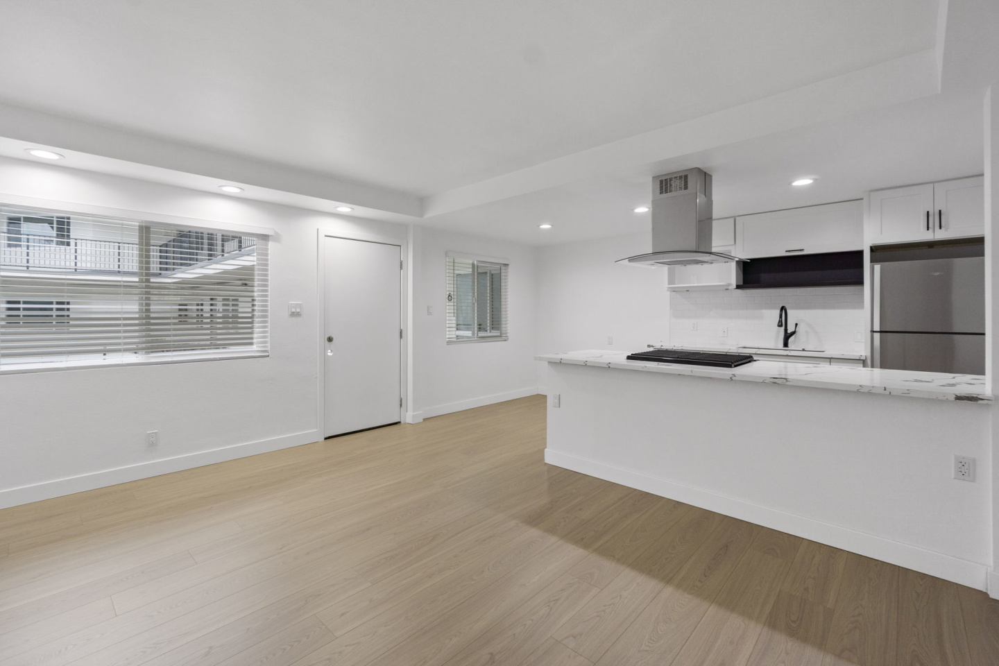 Torrance Gateway Apartments Image 3