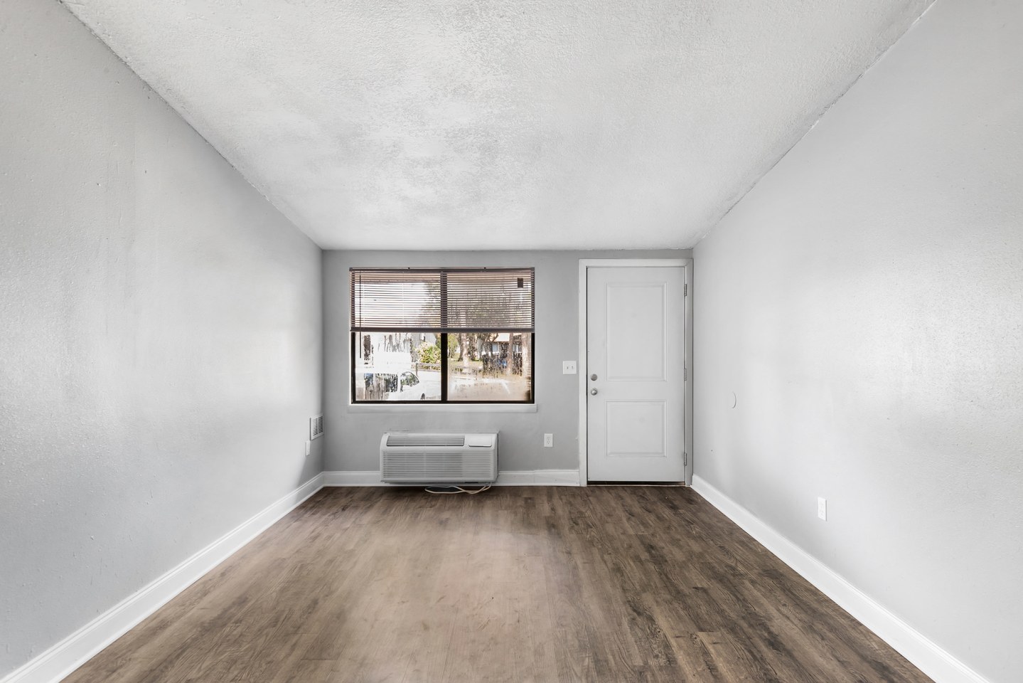 Orlando Terrace Apartments Image 2